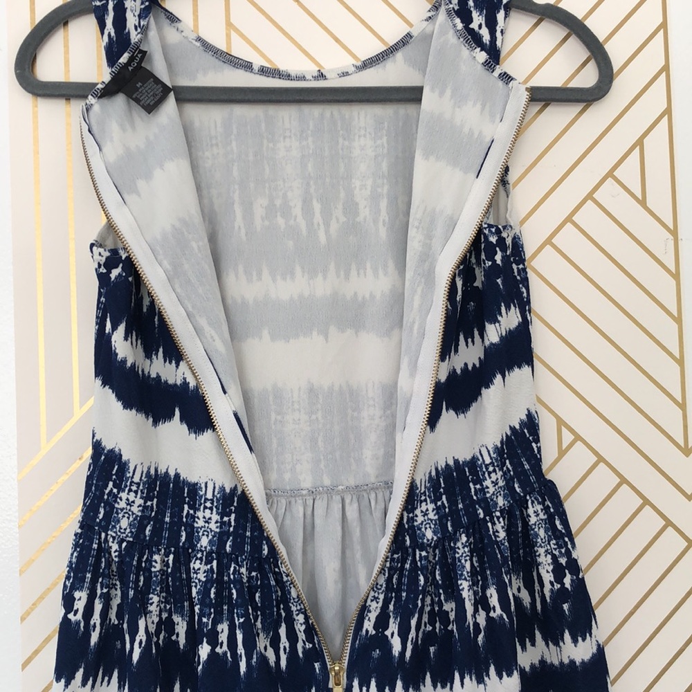 Dress - Picture 3 of 6